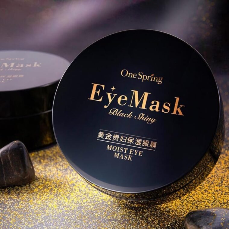 24K Gold Eye Mask- 30 Pairs Puffy Eyes & Dark Circles Treatments,Reduce Under Eye Bags and Smooth Wrinkles,Eye Skin Care Pads With Collagen - Image 3