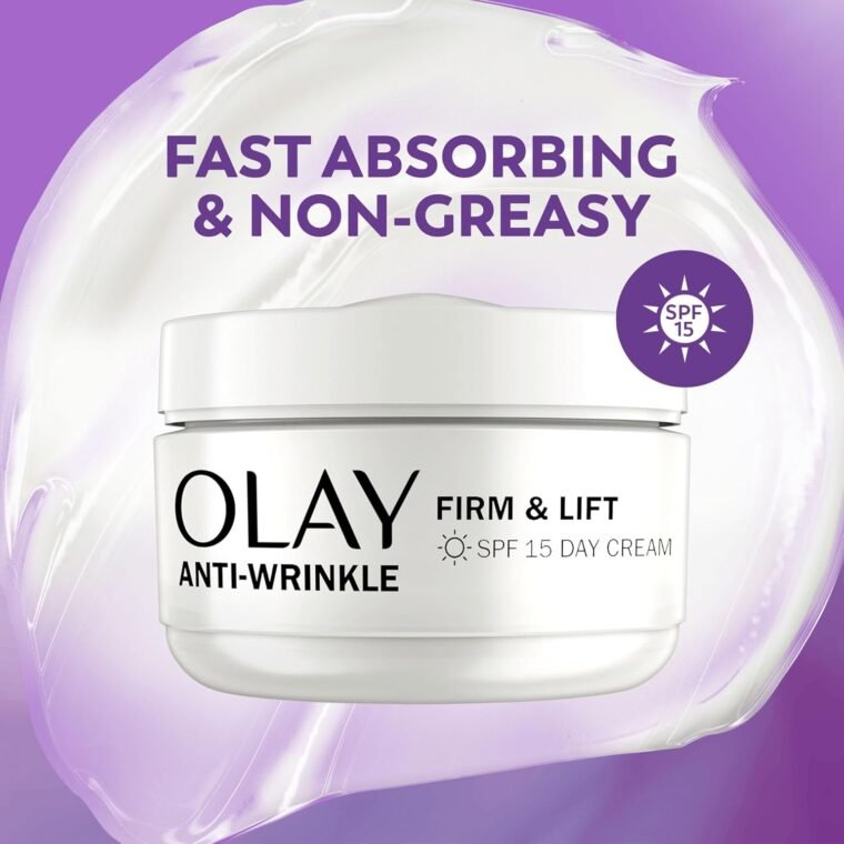 Olay Anti-Wrinkle Firm & Lift Giftset: SPF15 Day Face Cream 50ml + Night Cream Moisturiser 50ml, Anti-Ageing Skin Care - Image 5